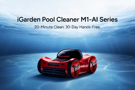 iGarden M1-AI Series Intelligent Pool Cleanning Robot underwater