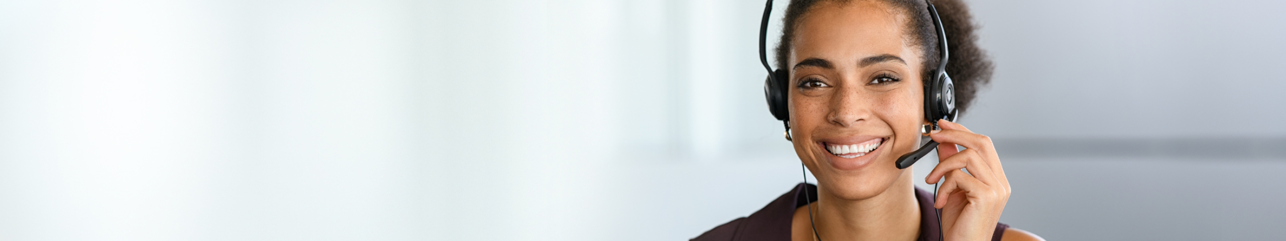 iGarden support center helping customers maintain a smart and relaxing outdoor lifestyle