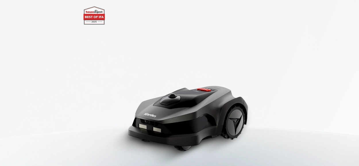 iGarden Lawn Mower L AWD Series wire-free robot mower conquering steep slopes