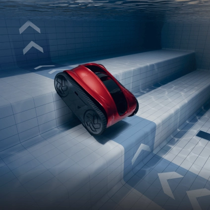 iGarden Pool Cleaner K Pro escalones de piscina para escalar bajo el agua que muestran movilidad adaptativa