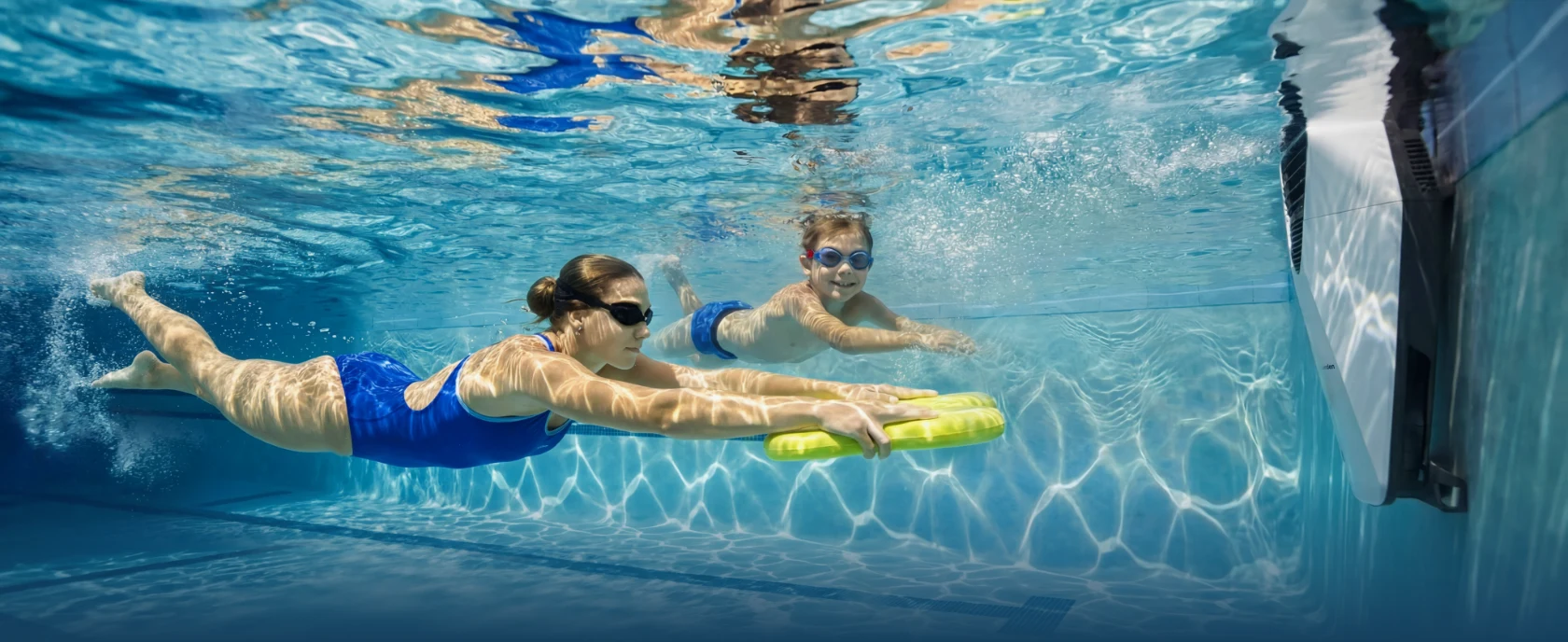 Swim Jet X-Serie mit AI-Inverter-Technologie und PMSM-Motor für starken Wasserfluss